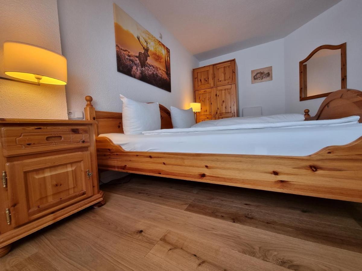 Hotel & Restaurant Tanne Fischingen Eksteriør bilde