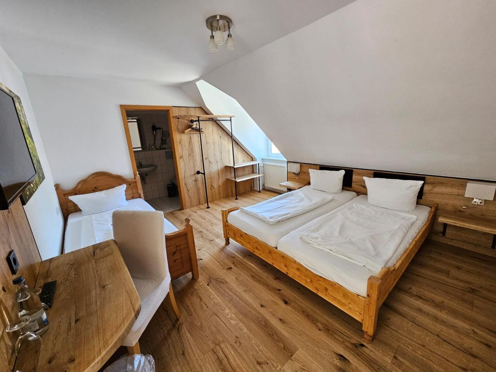 Hotel & Restaurant Tanne Fischingen Eksteriør bilde